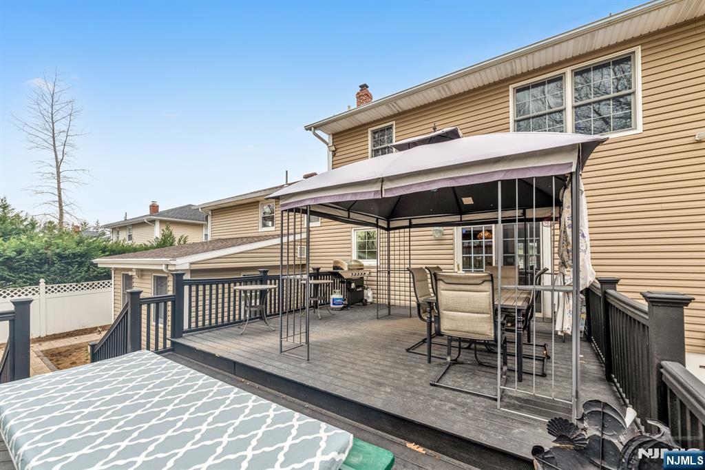 128 Bell Avenue