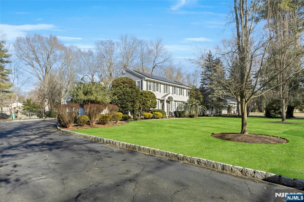 528 Baylor Avenue