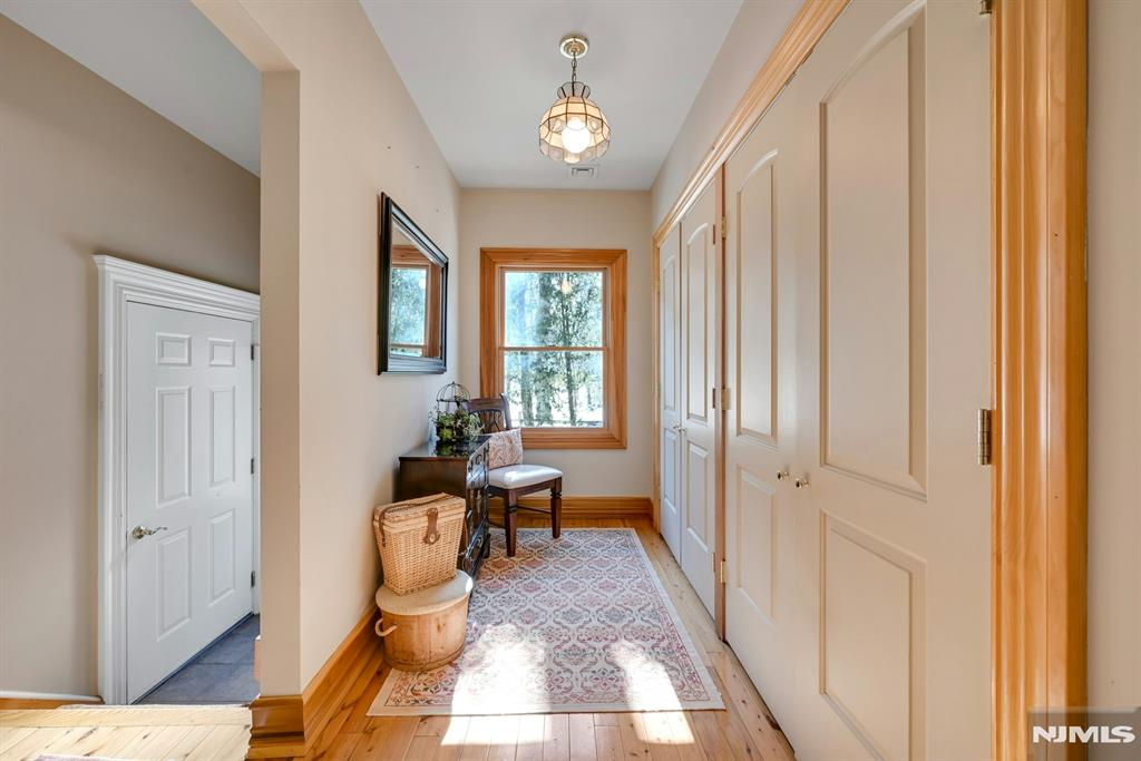 285 Chestnut Ridge Road