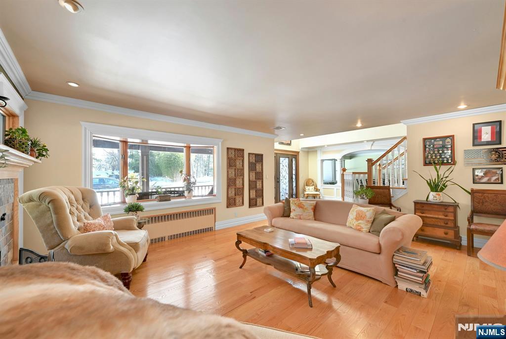 285 Chestnut Ridge Road