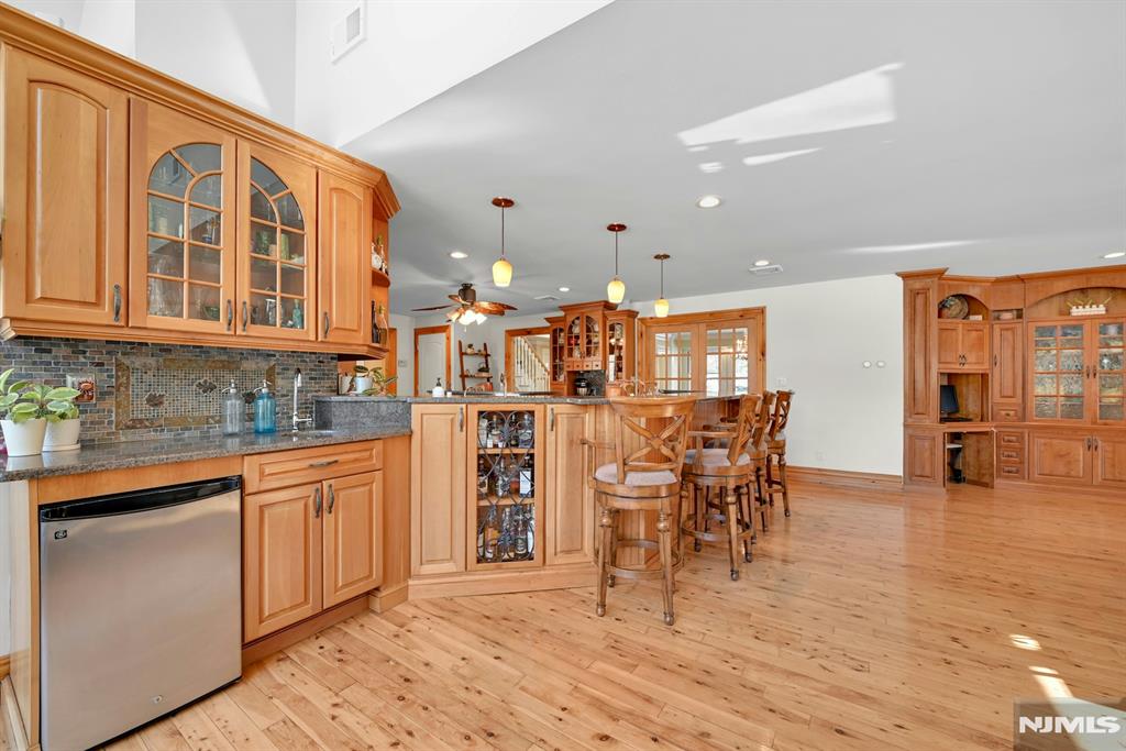 285 Chestnut Ridge Road