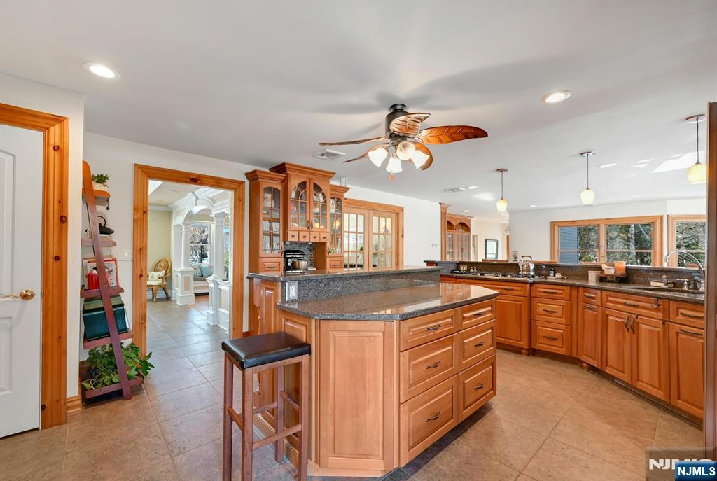 285 Chestnut Ridge Road