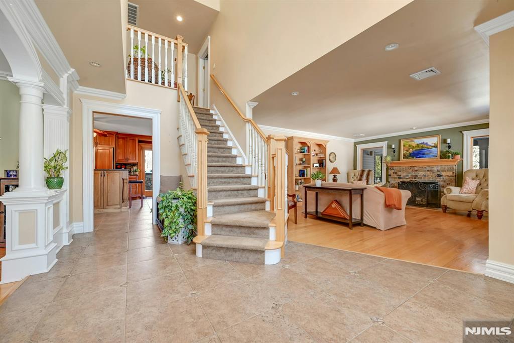 285 Chestnut Ridge Road