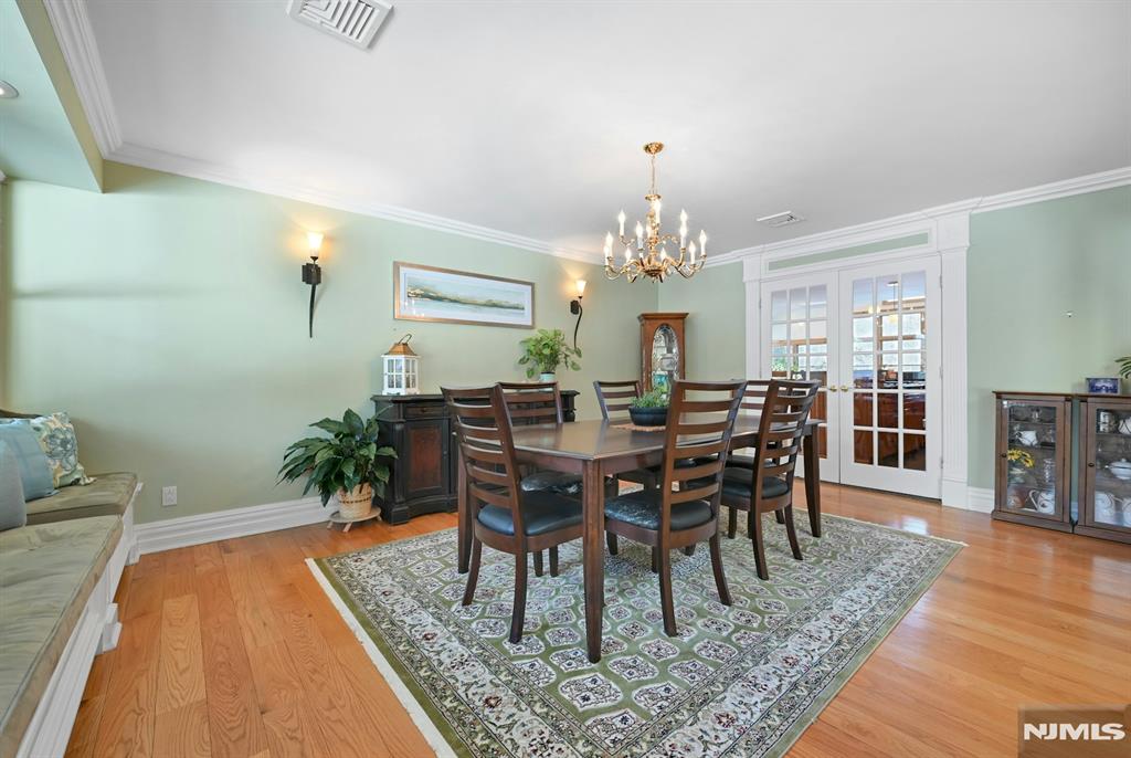 285 Chestnut Ridge Road