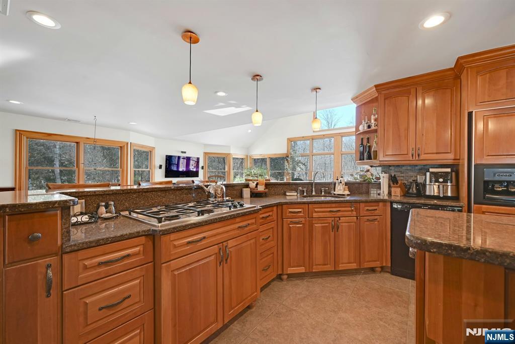 285 Chestnut Ridge Road