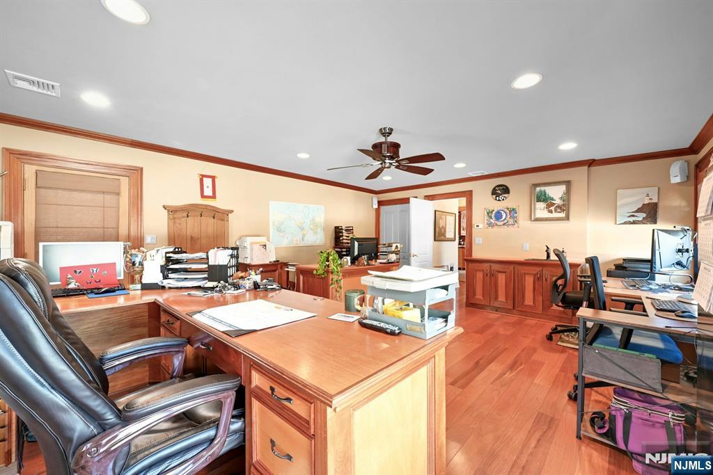 285 Chestnut Ridge Road