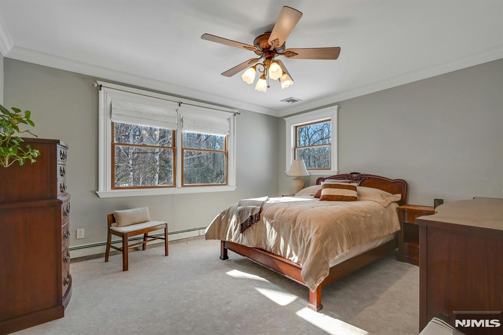 285 Chestnut Ridge Road