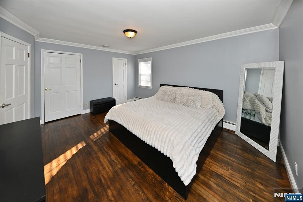 767 Koch Peak Avenue