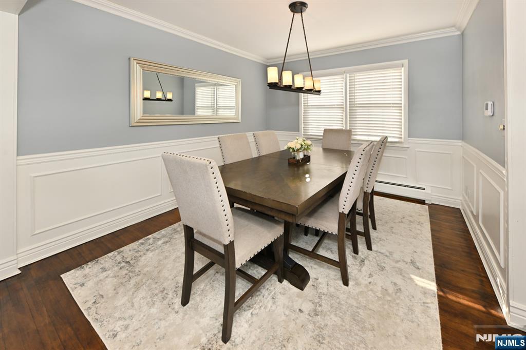 767 Koch Peak Avenue