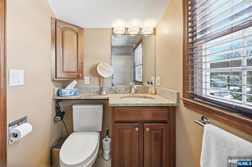 17 Pascack Road