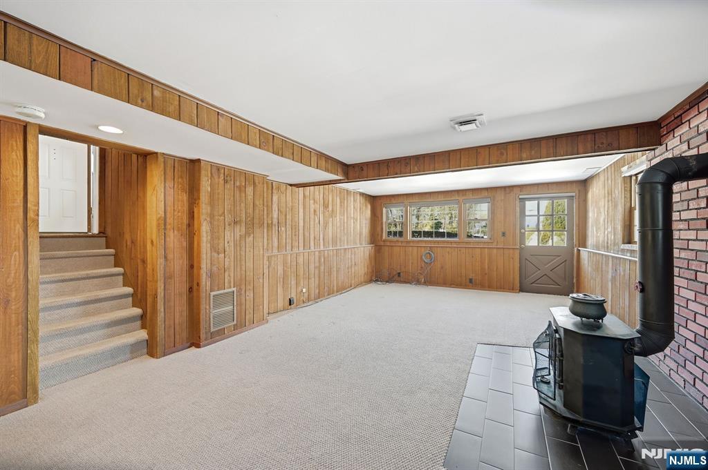 17 Pascack Road