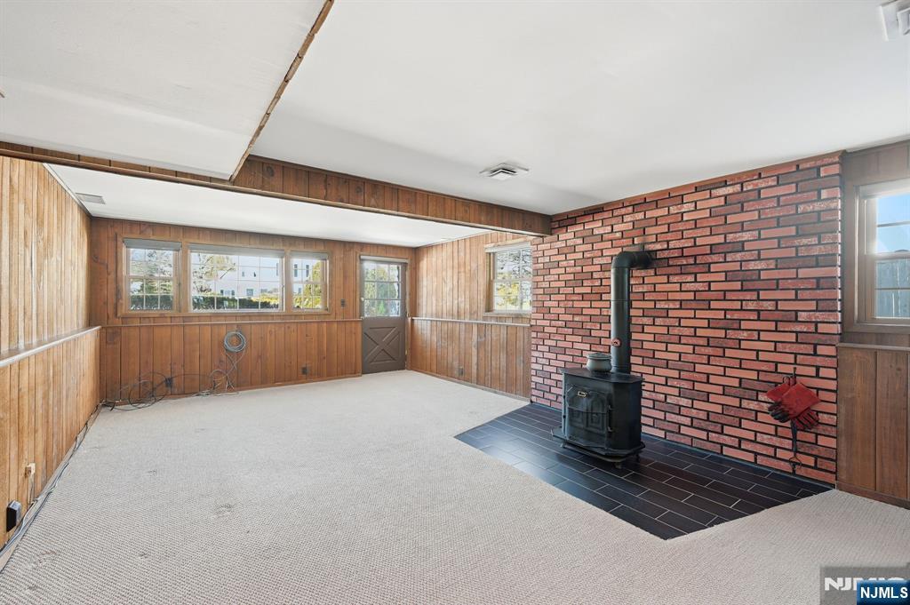 17 Pascack Road