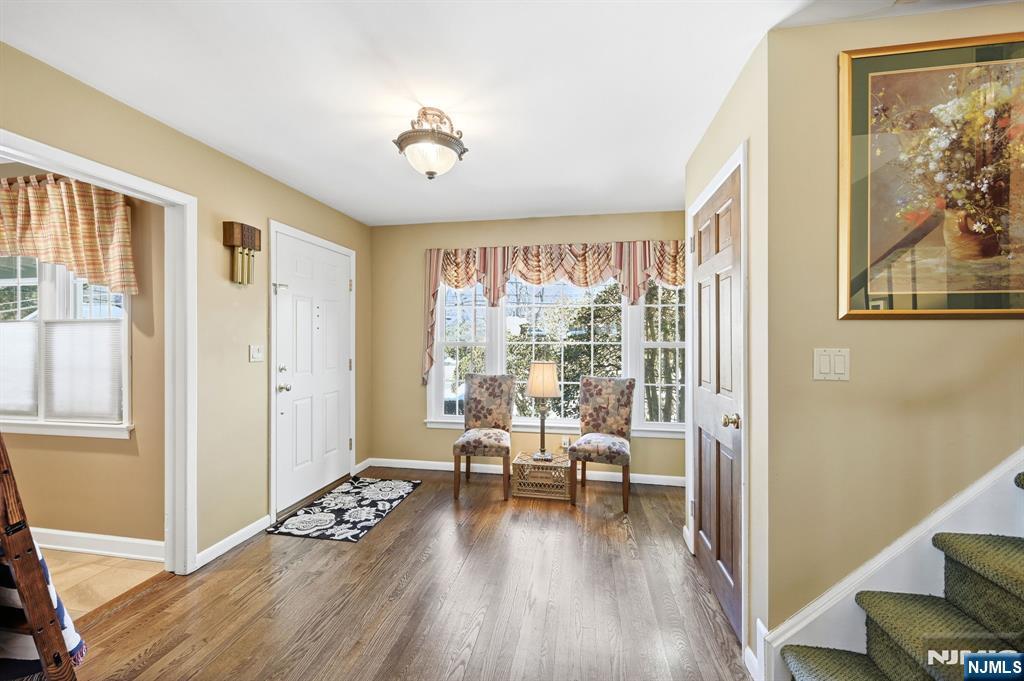 17 Pascack Road