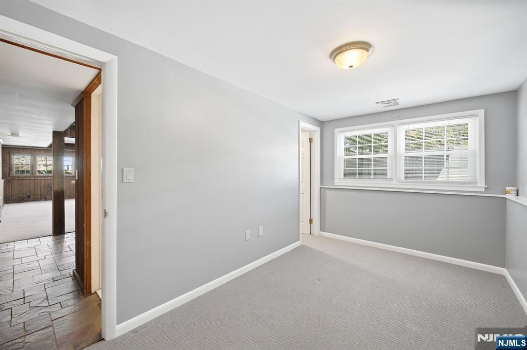 17 Pascack Road