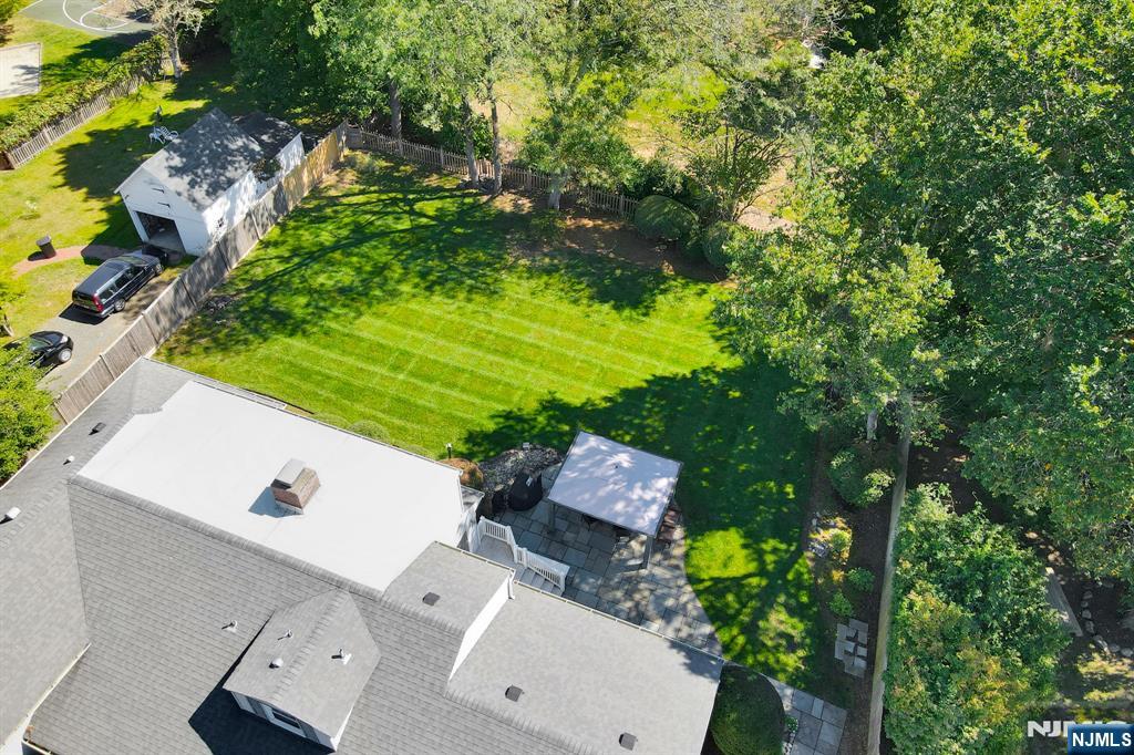 17 Pascack Road