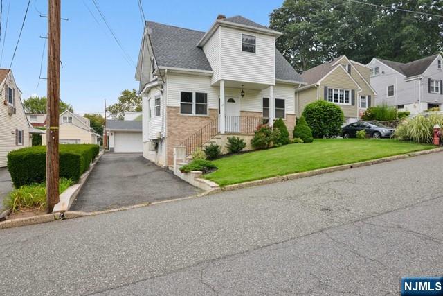 39 Springfield Avenue 2nd Floor