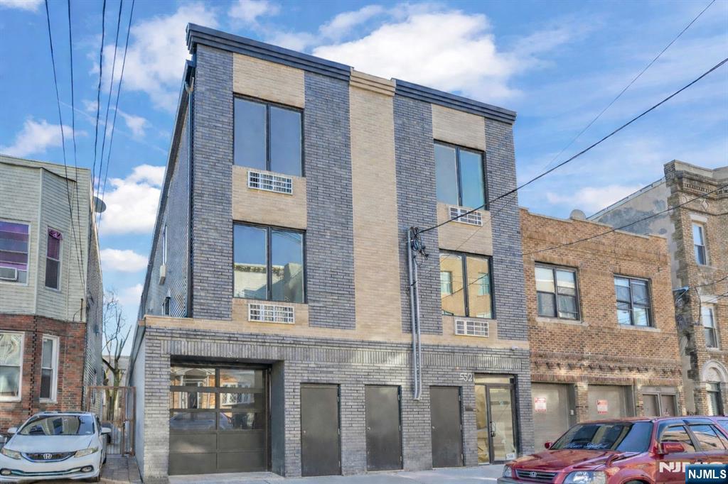 521 10th Street A2