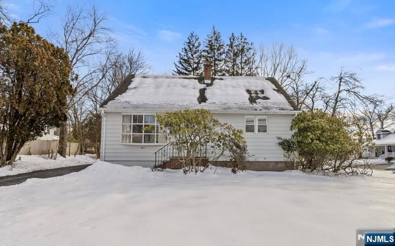 417 Tenakill Drive
