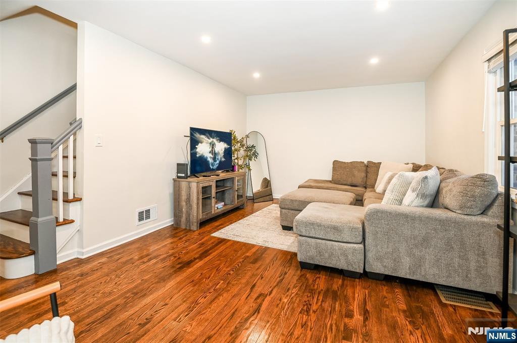 260 Kensington Road