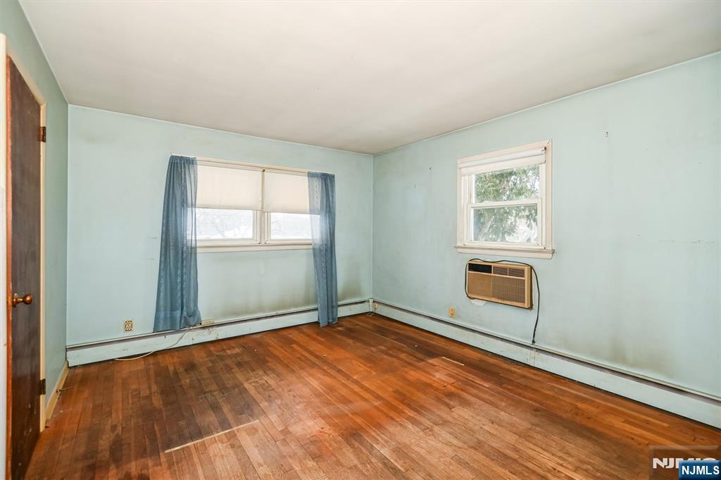 286 Ridgewood Boulevard