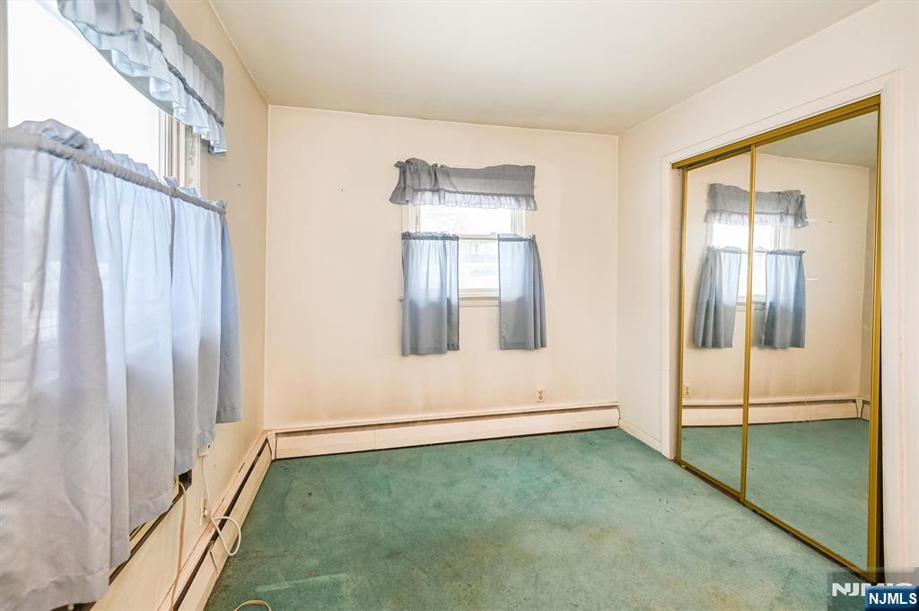 286 Ridgewood Boulevard