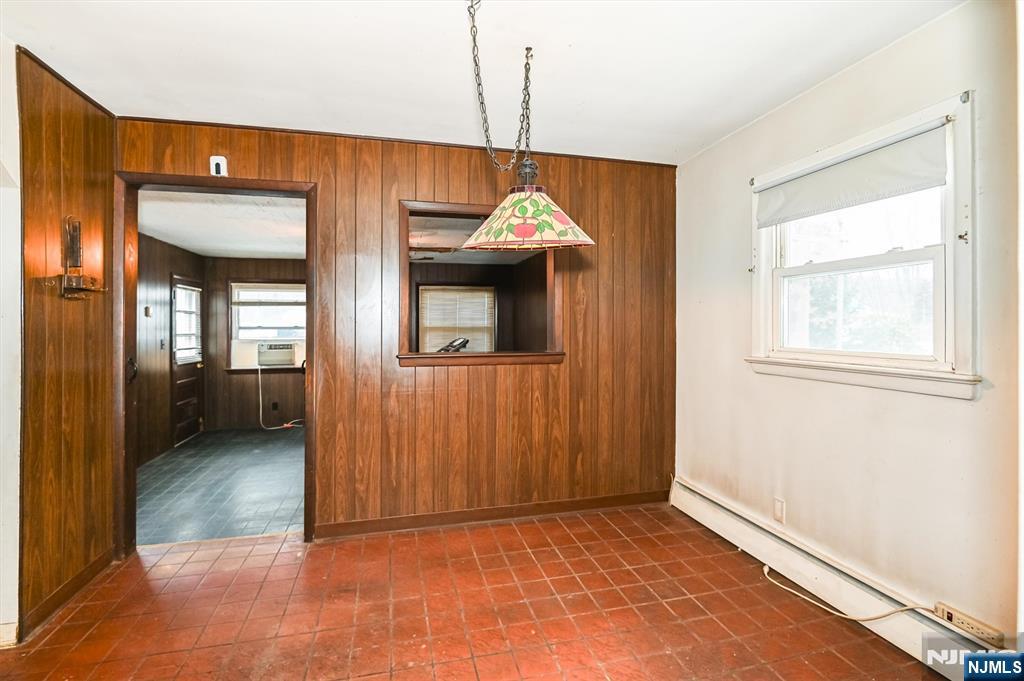 286 Ridgewood Boulevard