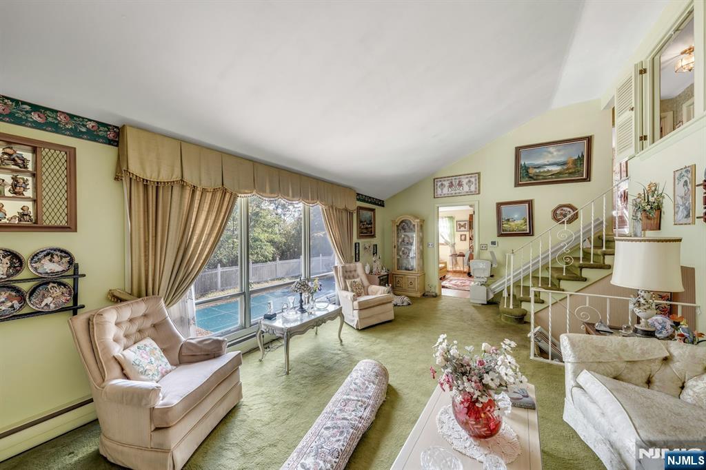 75 Cherokee Avenue