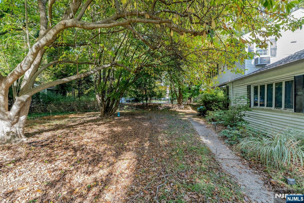 75 Cherokee Avenue