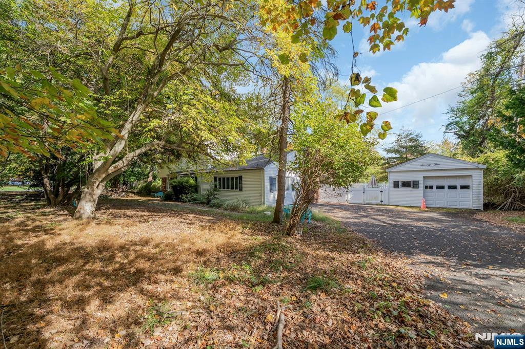 75 Cherokee Avenue