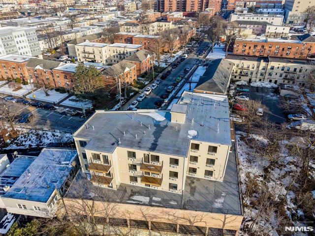 2601 Jane Street