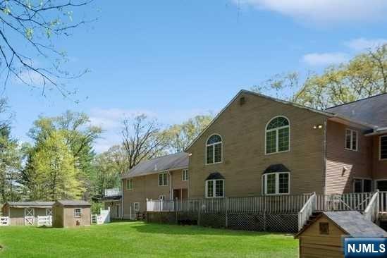 15 Old Oak Drive