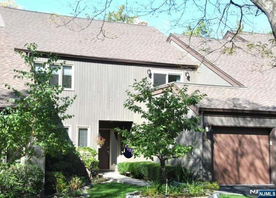 10 Romopock Court