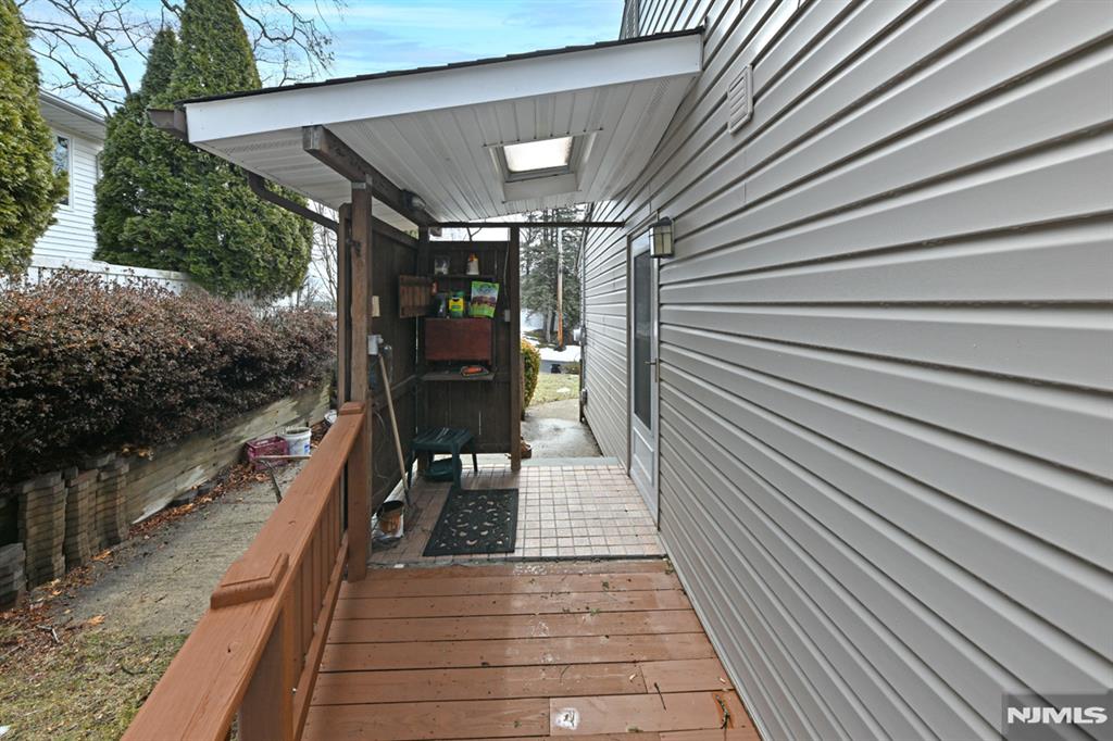 888 Edison Street