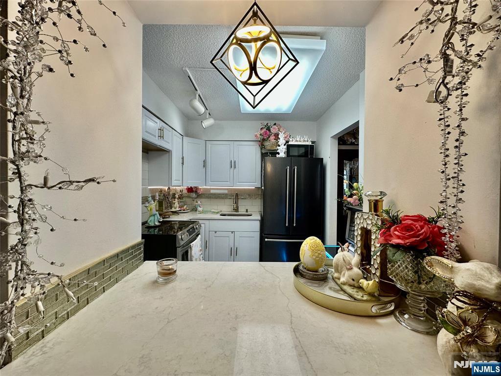 160 Overlook Avenue 2D