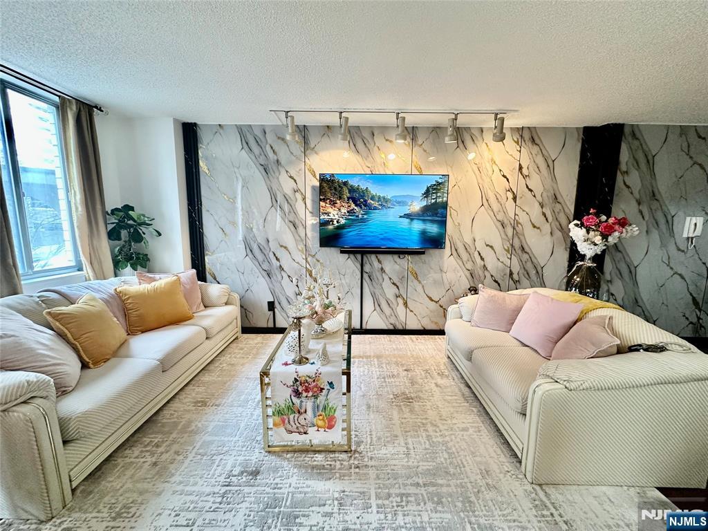 160 Overlook Avenue 2D