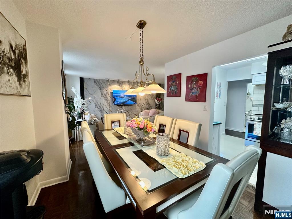 160 Overlook Avenue 2D