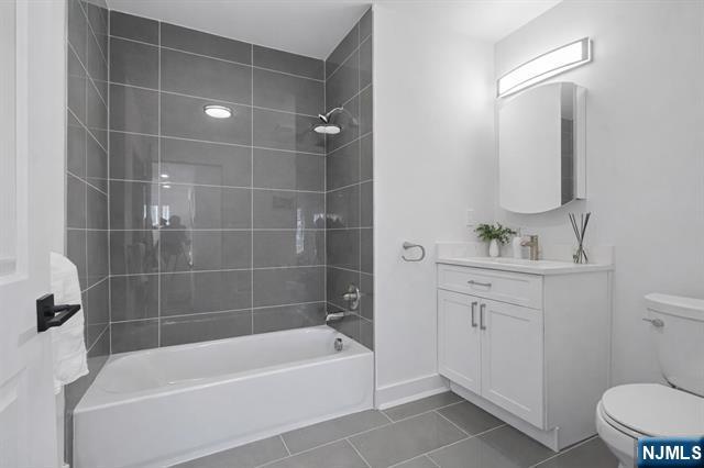 2601 Jane Street 404