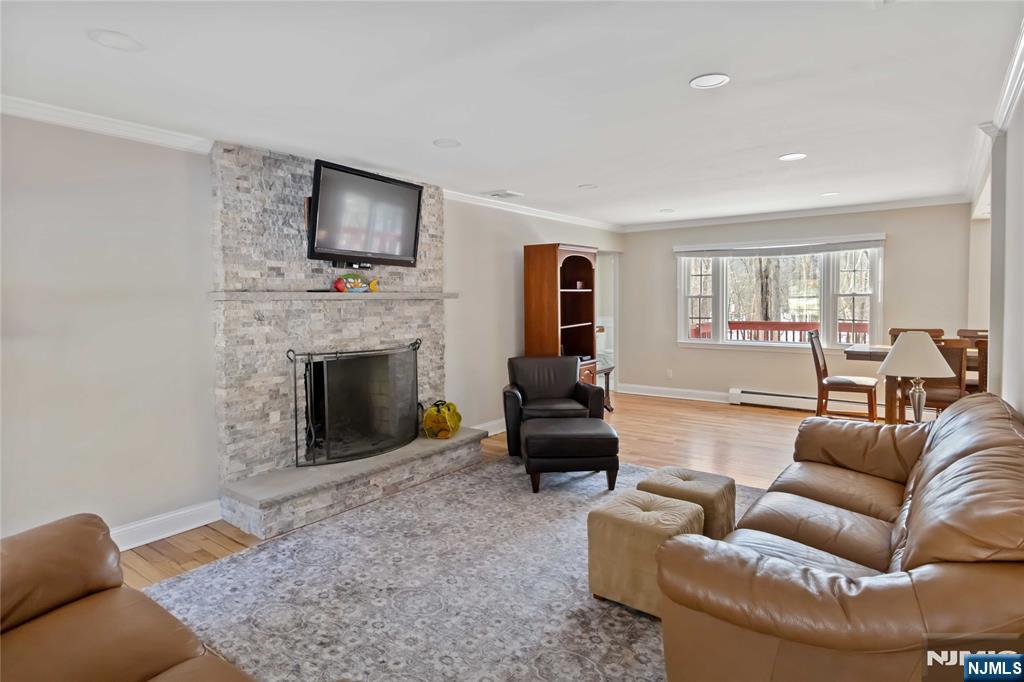 18 Kings Court