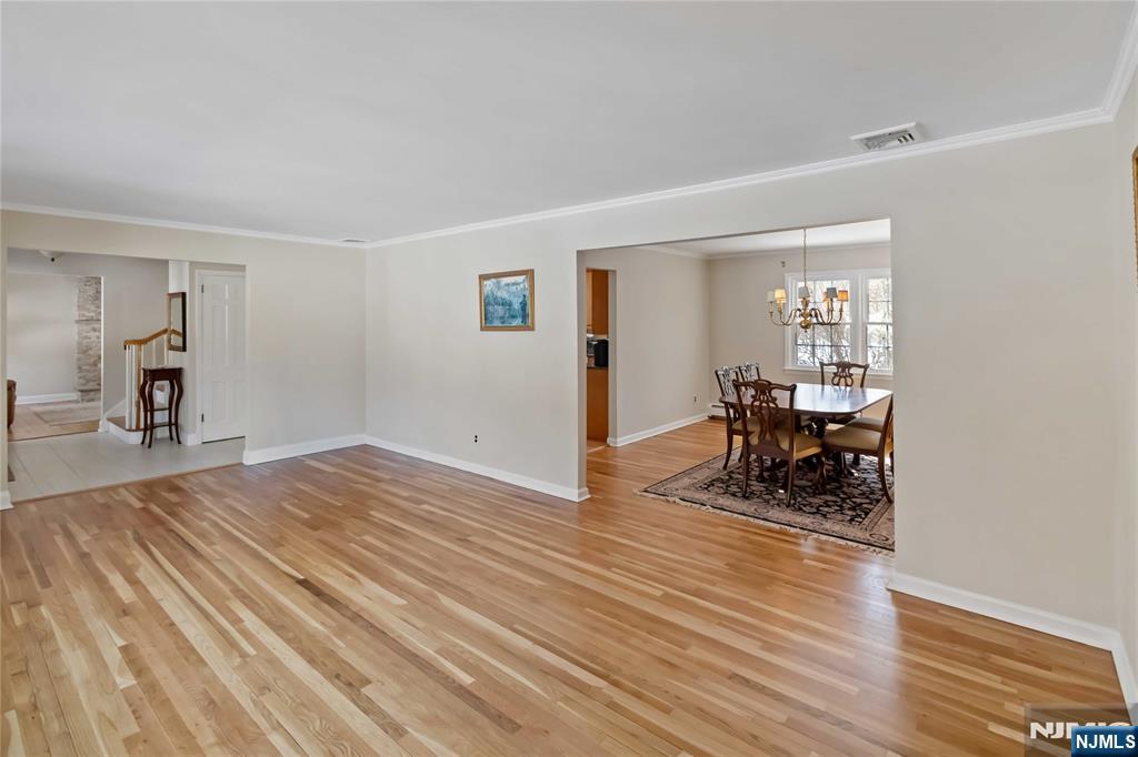 18 Kings Court