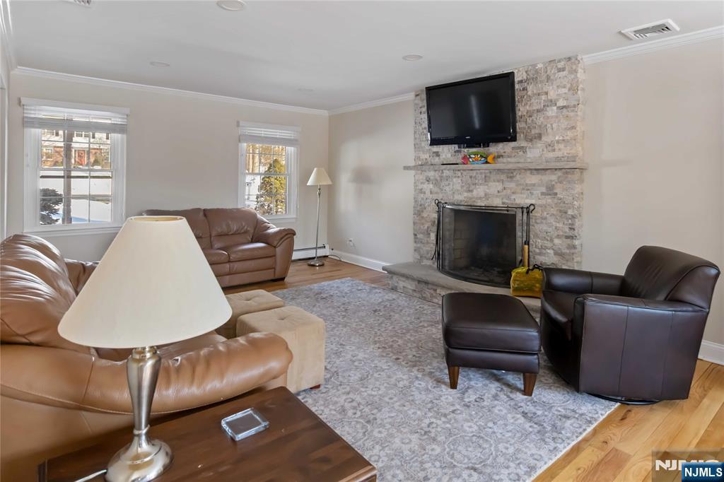 18 Kings Court