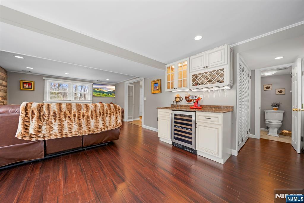 564 Whitenack Road