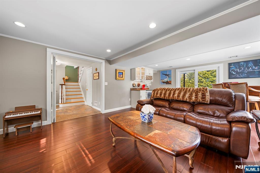 564 Whitenack Road