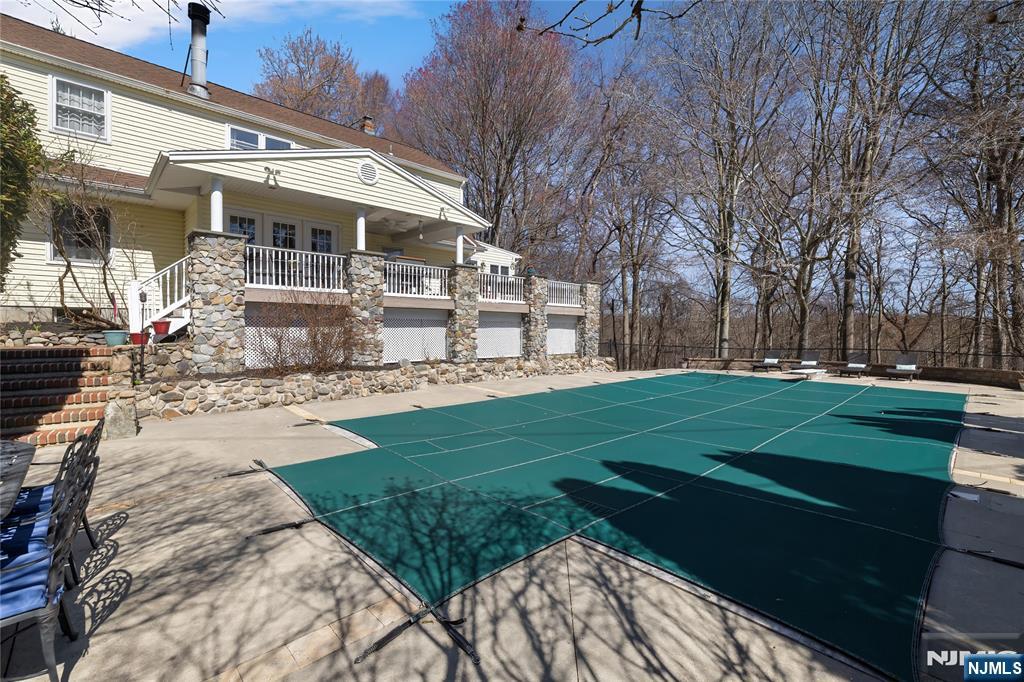 43 Hering Road