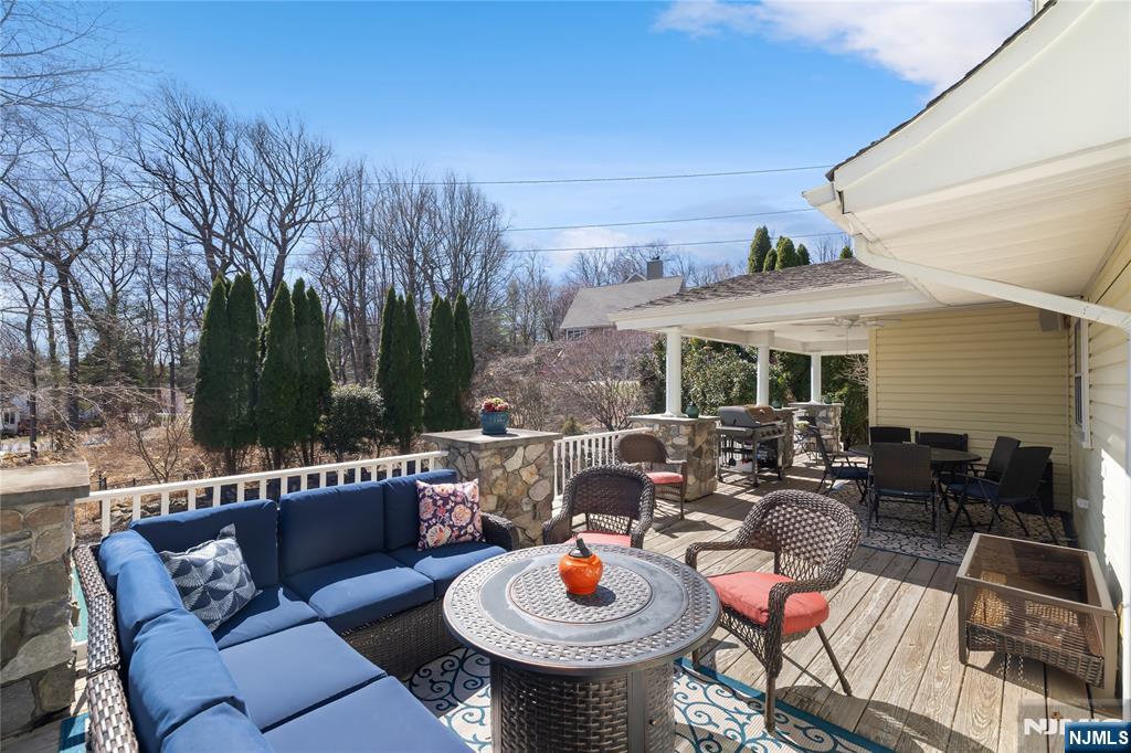 43 Hering Road