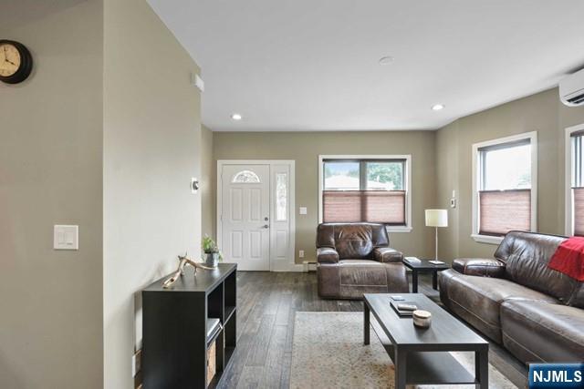 39 Springfield Avenue 1st Floor