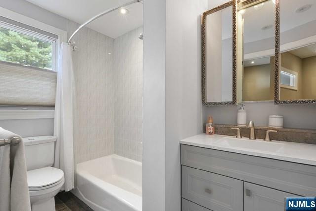 39 Springfield Avenue 1st Floor