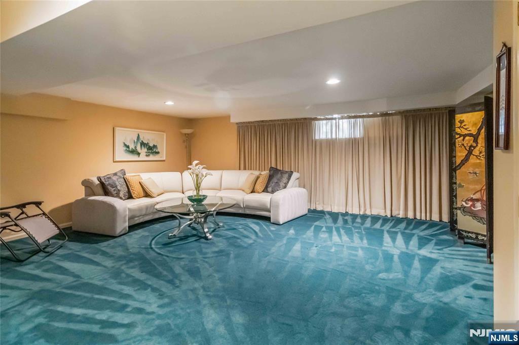 30 Jordan Drive