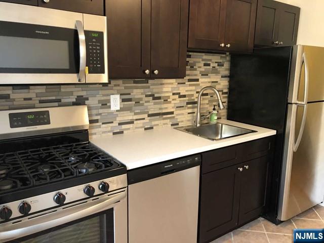 2205 N Central Road 5A