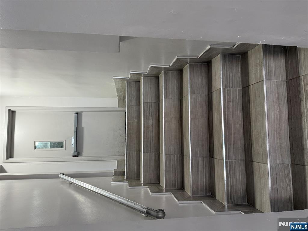 2205 N Central Road 5A