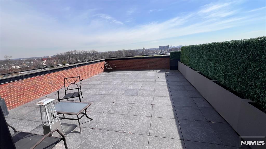 140 Overlook Avenue C 2